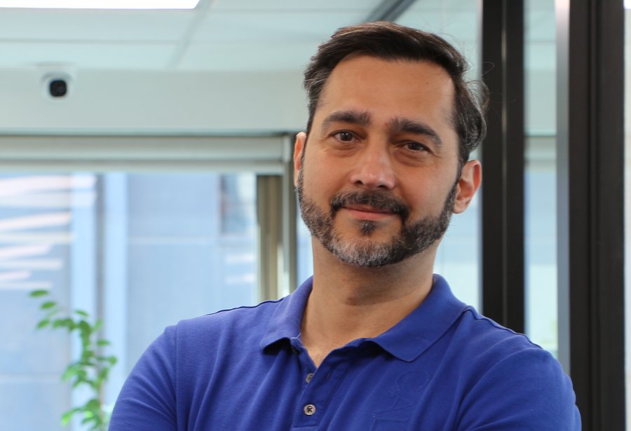 Luis Paredes, administración y comercial de KoreLab